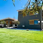 بيت ضيافة Gazonia Family Estate Skala (Kefalonia)