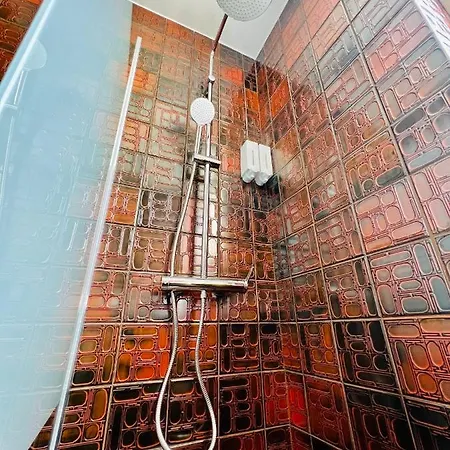 Gazonia Family Estate Guest house