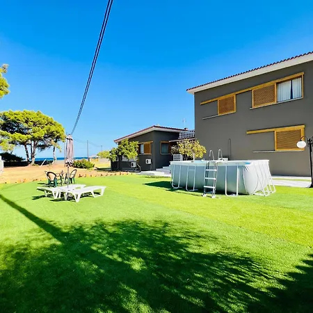 Gazonia Family Estate *