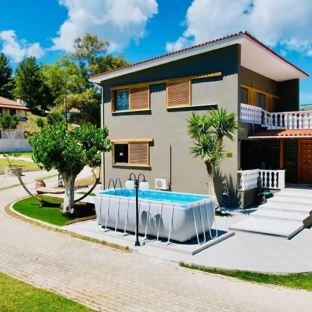 Gazonia Family Estate