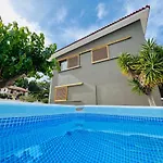 Gazonia Family Estate Pensionat Skala (Kefalonia)
