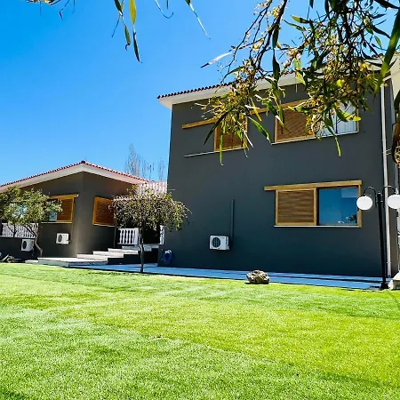 게스트하우스 Gazonia Family Estate Skala (Kefalonia)